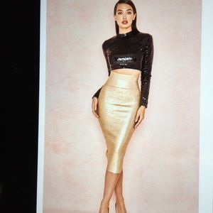 Black stretch long sleeve sequin crop top